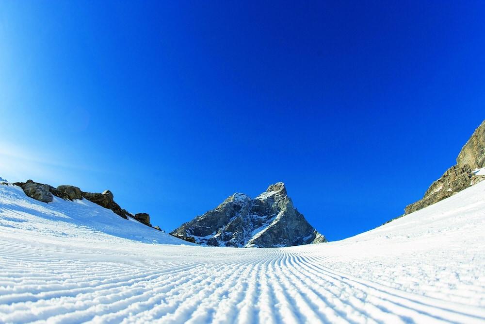 Saint Hubertus Resort