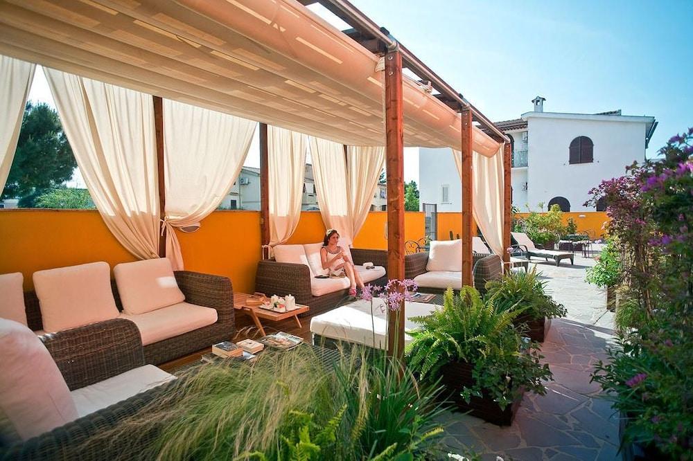 Marin Hotel