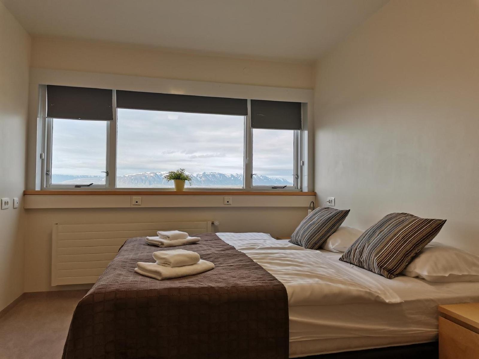 Hotel Mikligardur