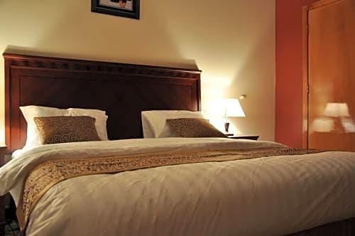Orchid Suites 3