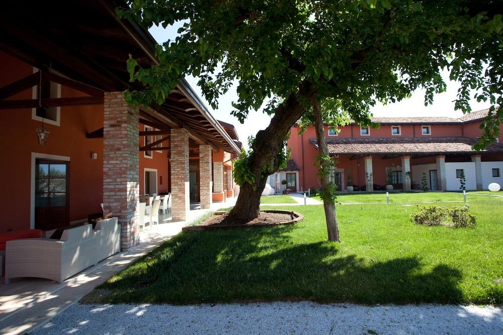 Antico Borgo Torricella