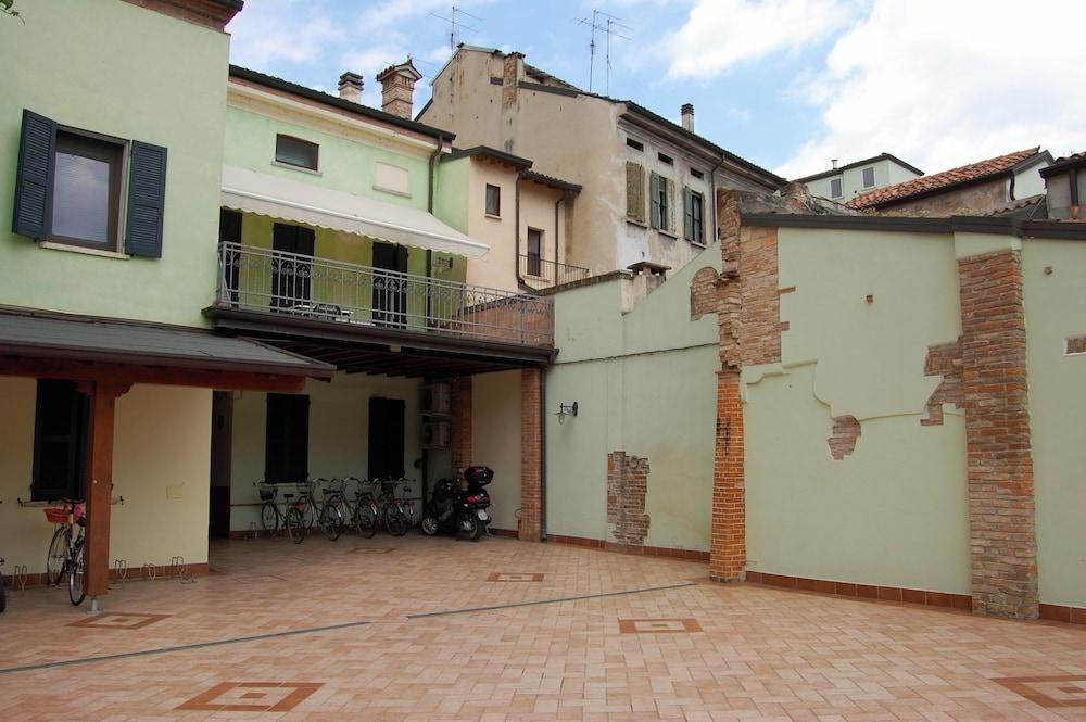 Antico Residence
