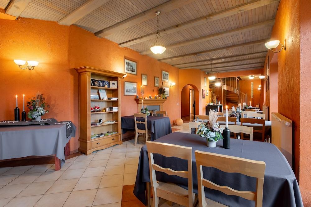 Karlamuiza Country Hotel