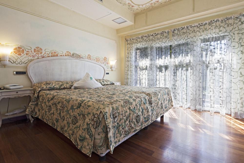 Suite Hotel Nettuno