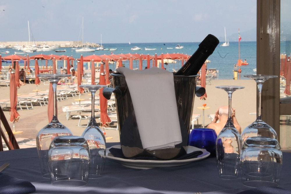 Suite Hotel Nettuno