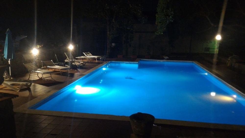 Villa La Nussa