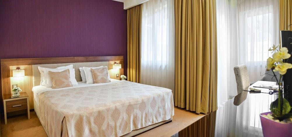 Hotel Tami Residence