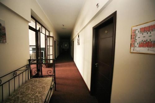 Hotel Golden Inn