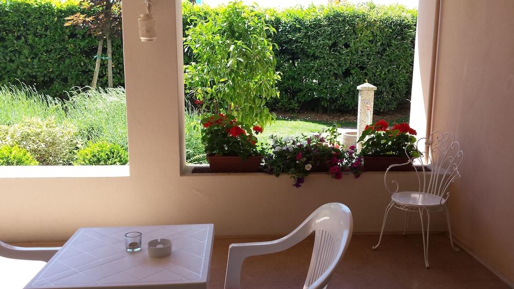 Villa Bianca Bed And Breakfast