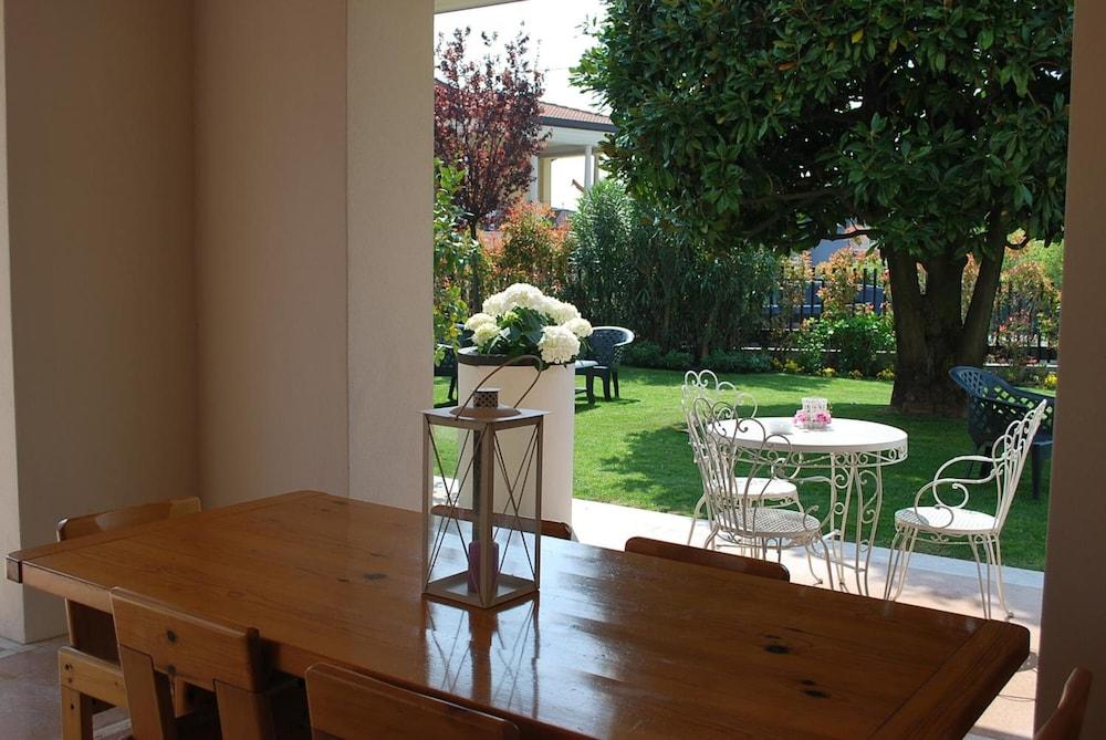 Villa Bianca Bed And Breakfast