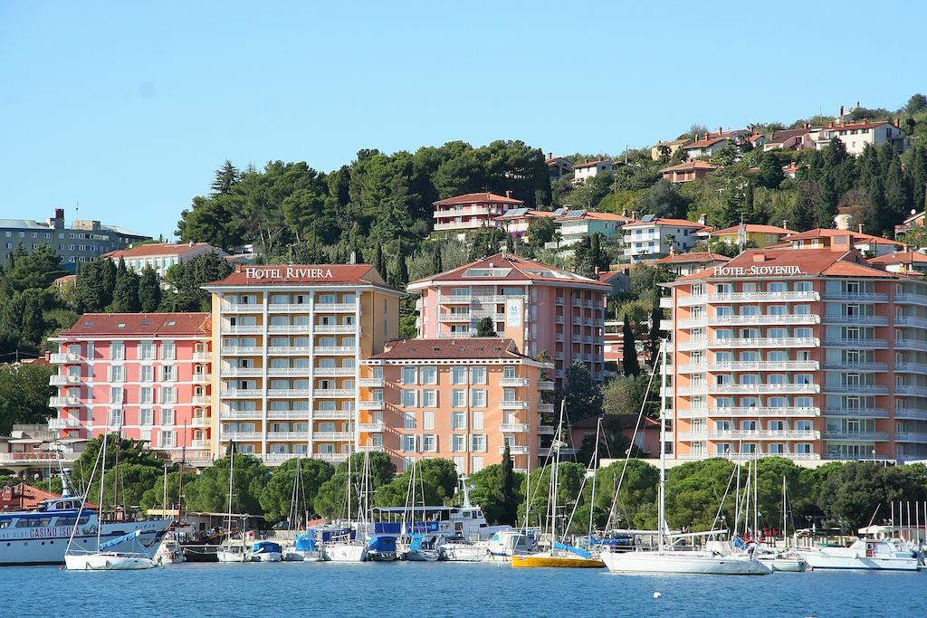 Maestral Residence