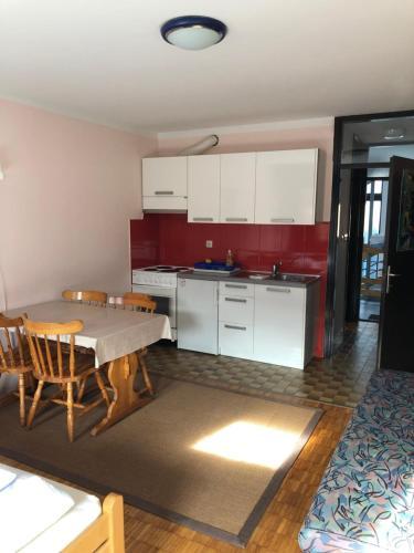 Apartments Kaninska Vas