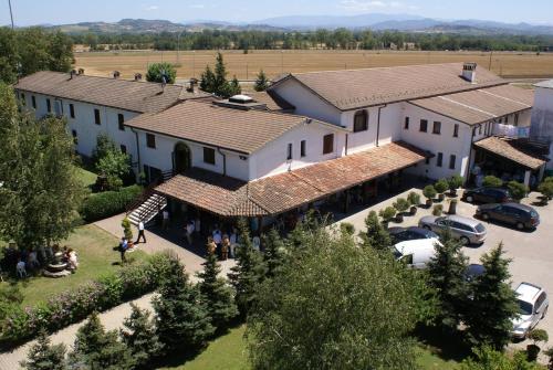 Country Hotel