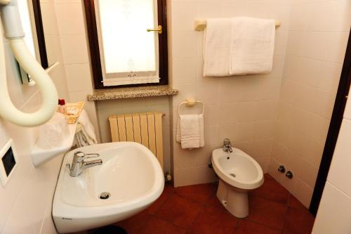Country Hotel