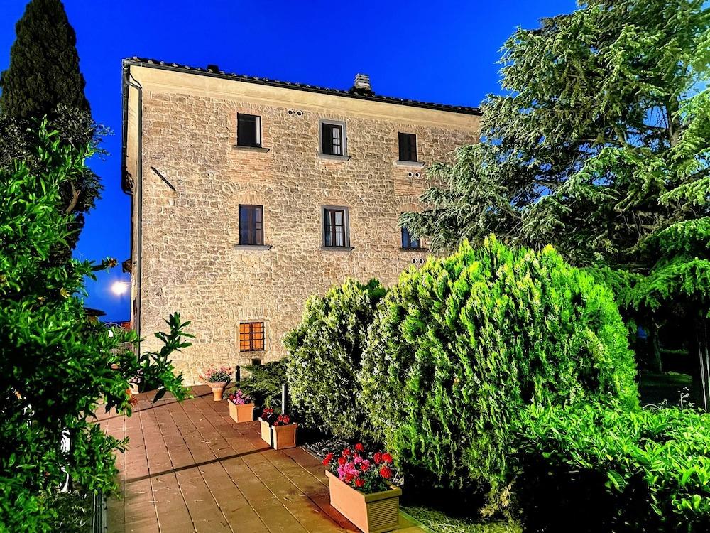 Albergo Residence Villa Rioddi