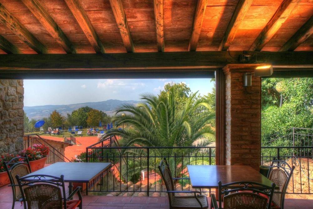 Albergo Residence Villa Rioddi