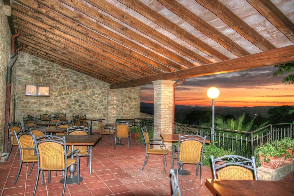 Albergo Residence Villa Rioddi