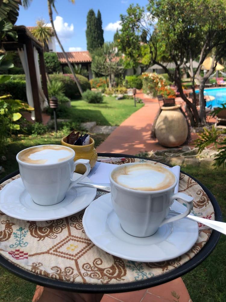 Nora Club Hotel