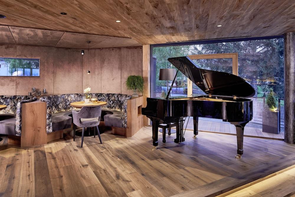 Hotel Chalet Mirabell