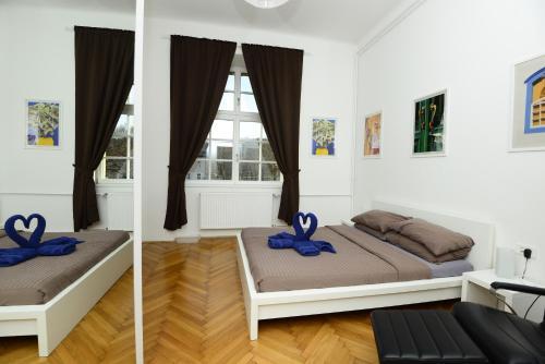 Galeria Rooms