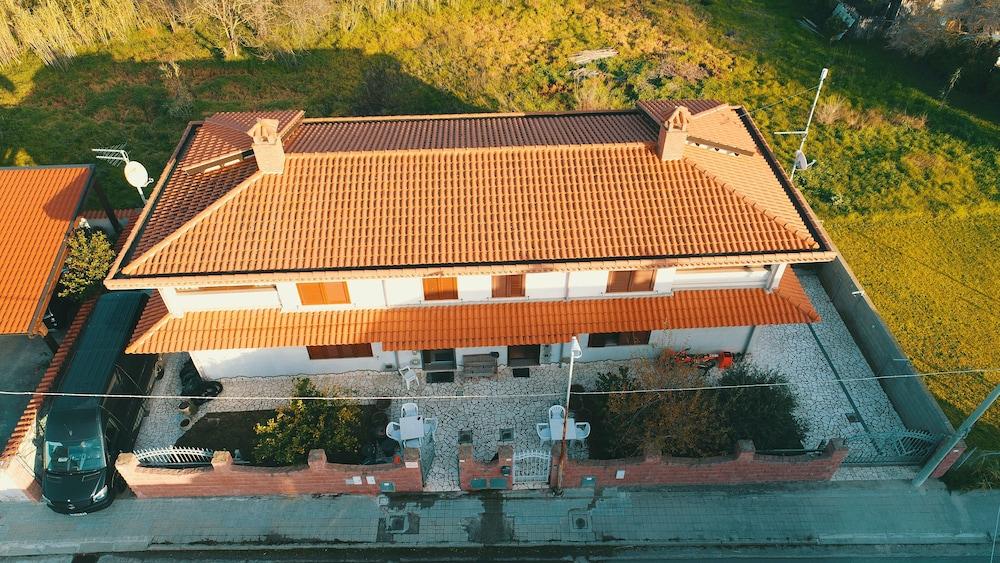 Anaele House B&B