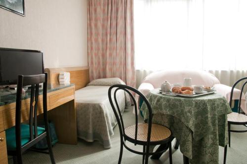 Hotel Thema