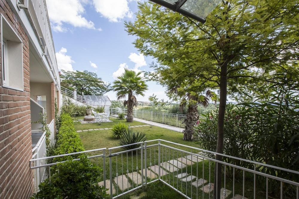 B&B Residence Belohorizonte