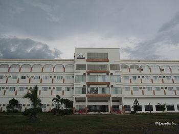 Days Cebu Toledo