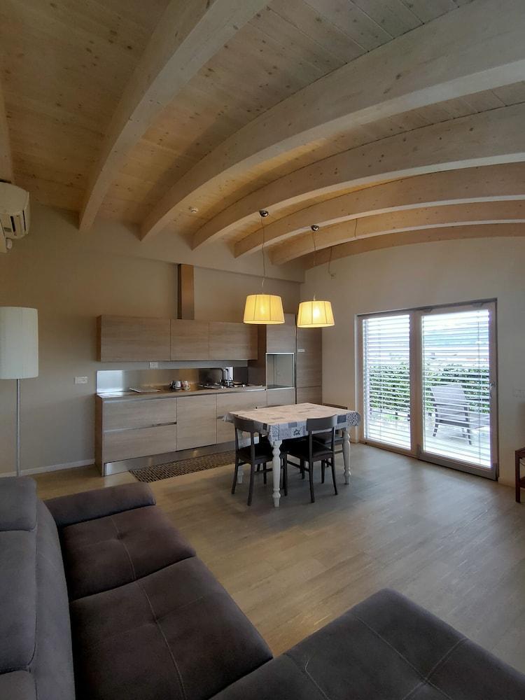 Nuova Opera Rooms