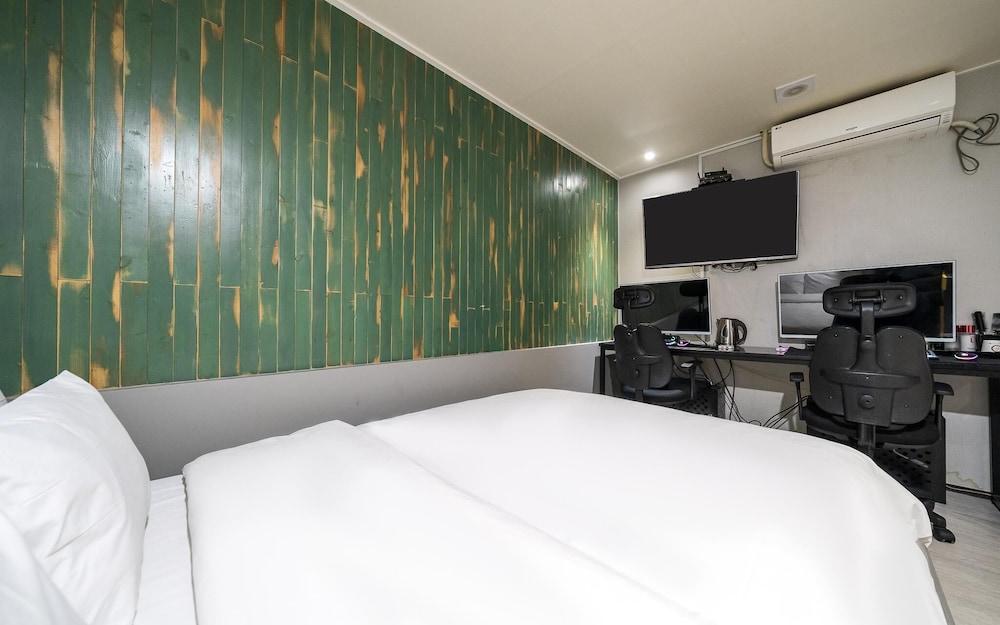 Seongnam Casa Hotel