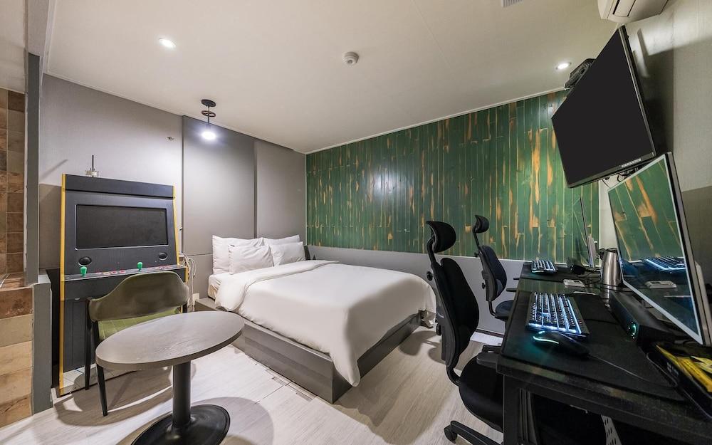Seongnam Casa Hotel