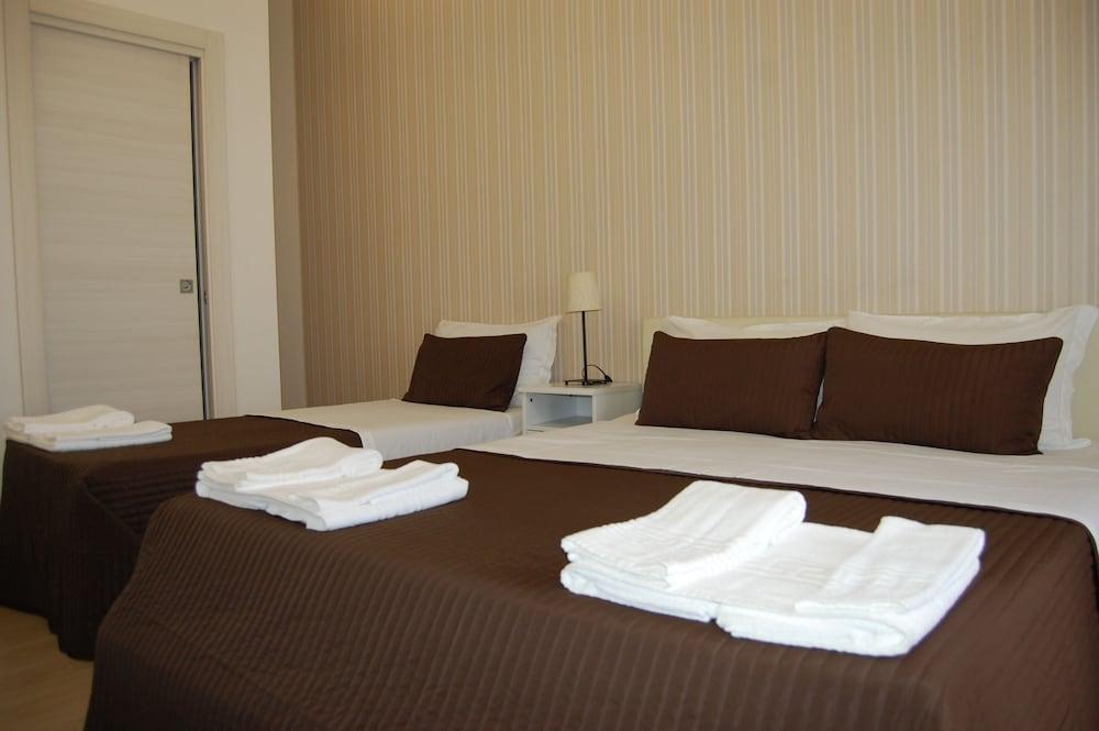 Bed & Breakfast H_24