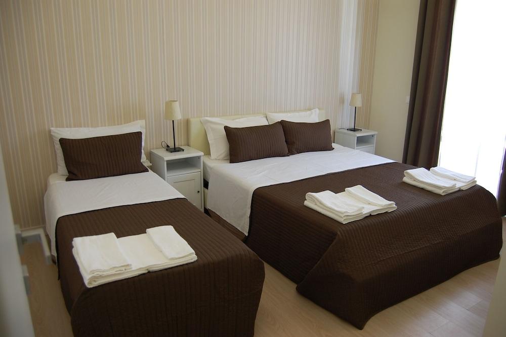 Bed & Breakfast H_24