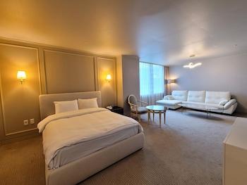 Queenvell Hotel