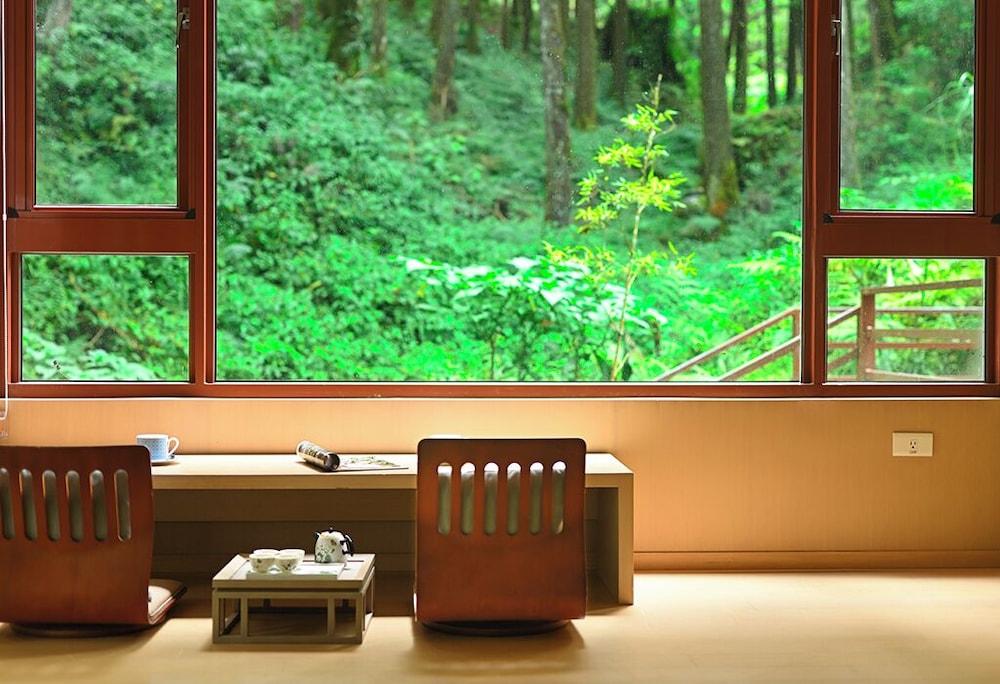 Alishan House
