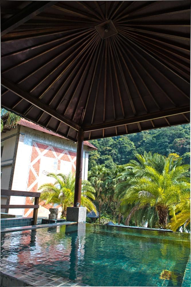 Sunrise Hot Spring Hotel