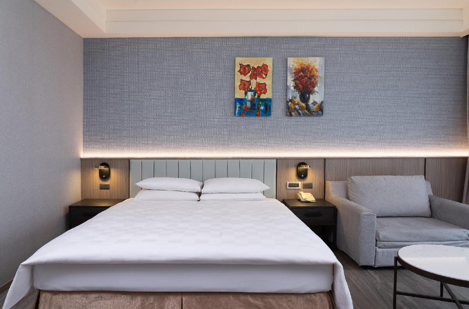 EDA Skylark Hotel