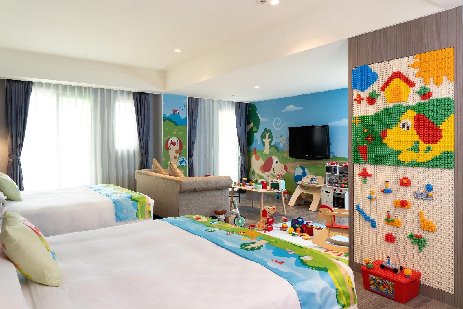 EDA Skylark Hotel