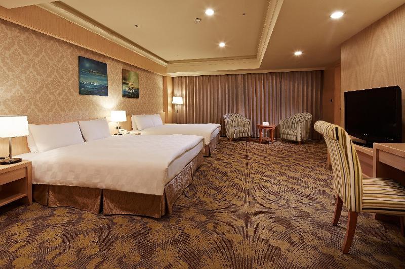 EDA Skylark Hotel