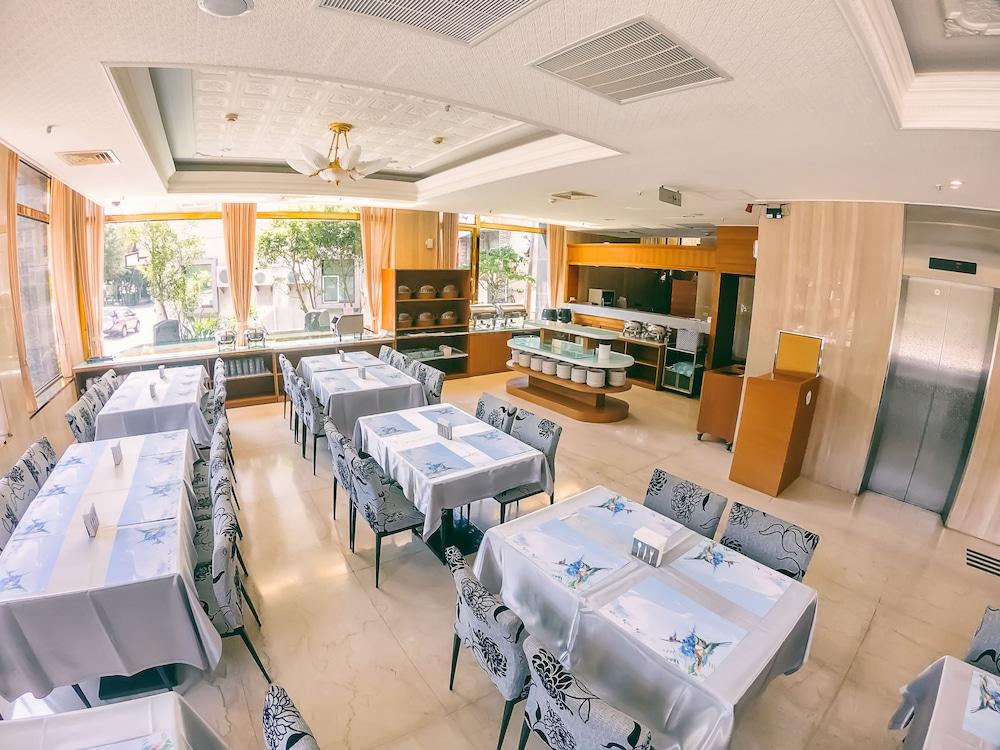 Fong Jia Hotel