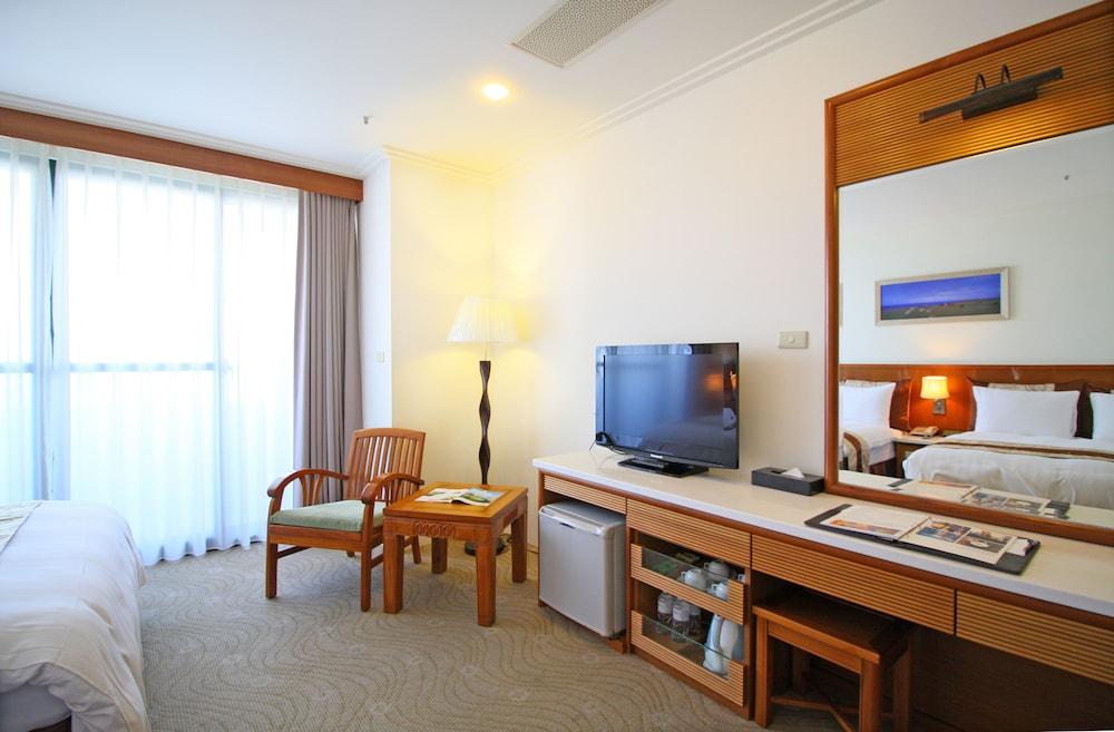 YaLing Hotel