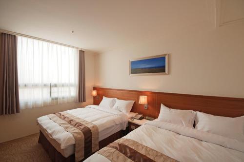 YaLing Hotel