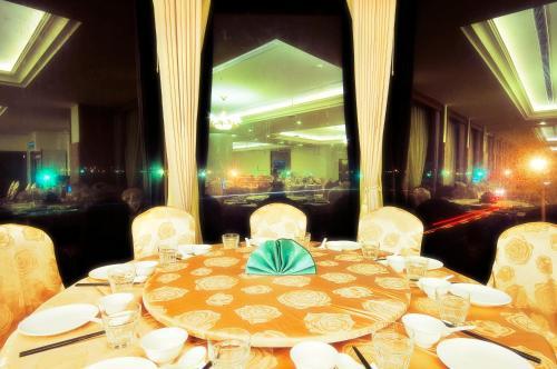 YaLing Hotel
