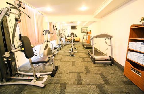 YaLing Hotel