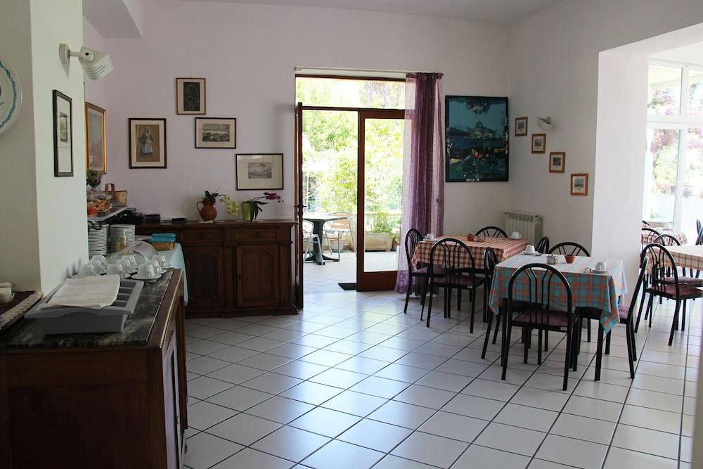 Hotel Villa Cecilia