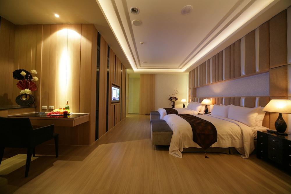 Dubai Villa Motel