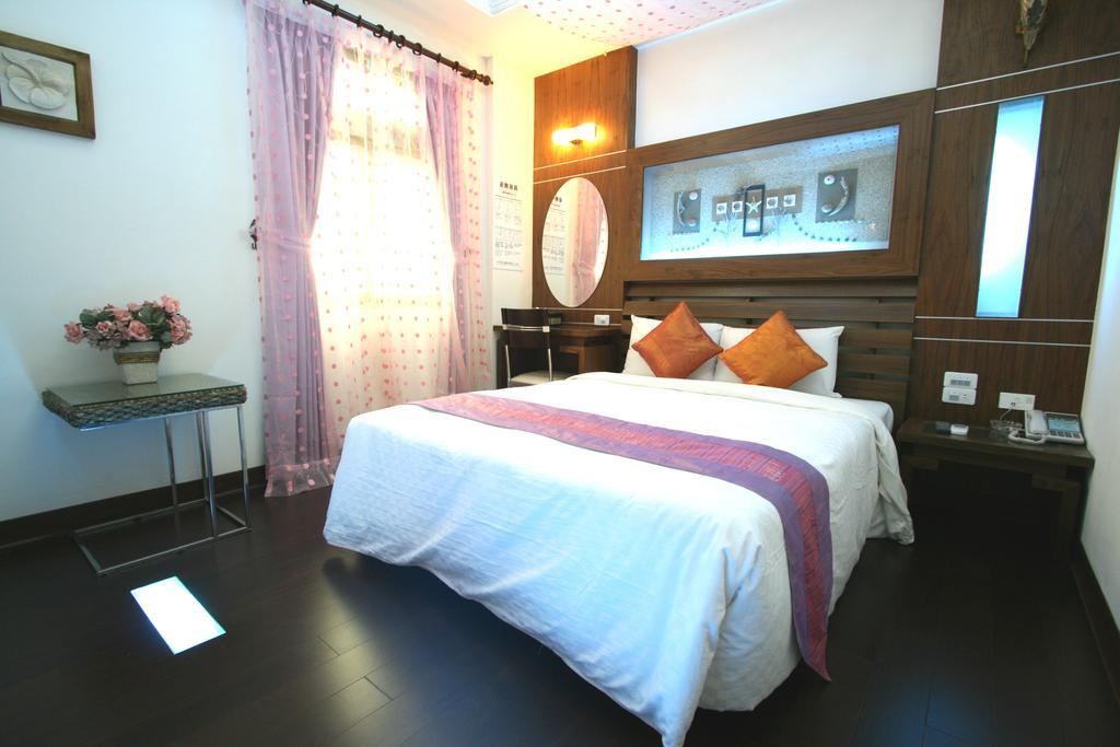 Seashell Bay Hotel
