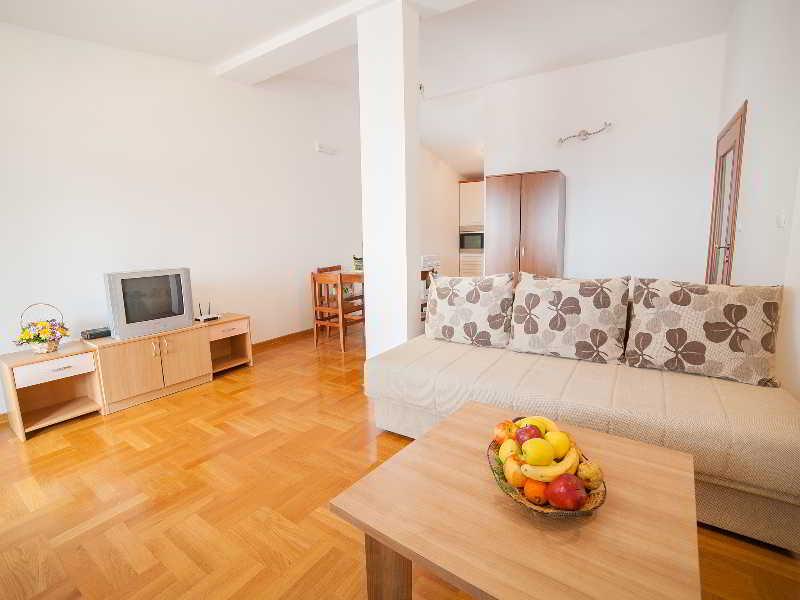 Apartments Ivan