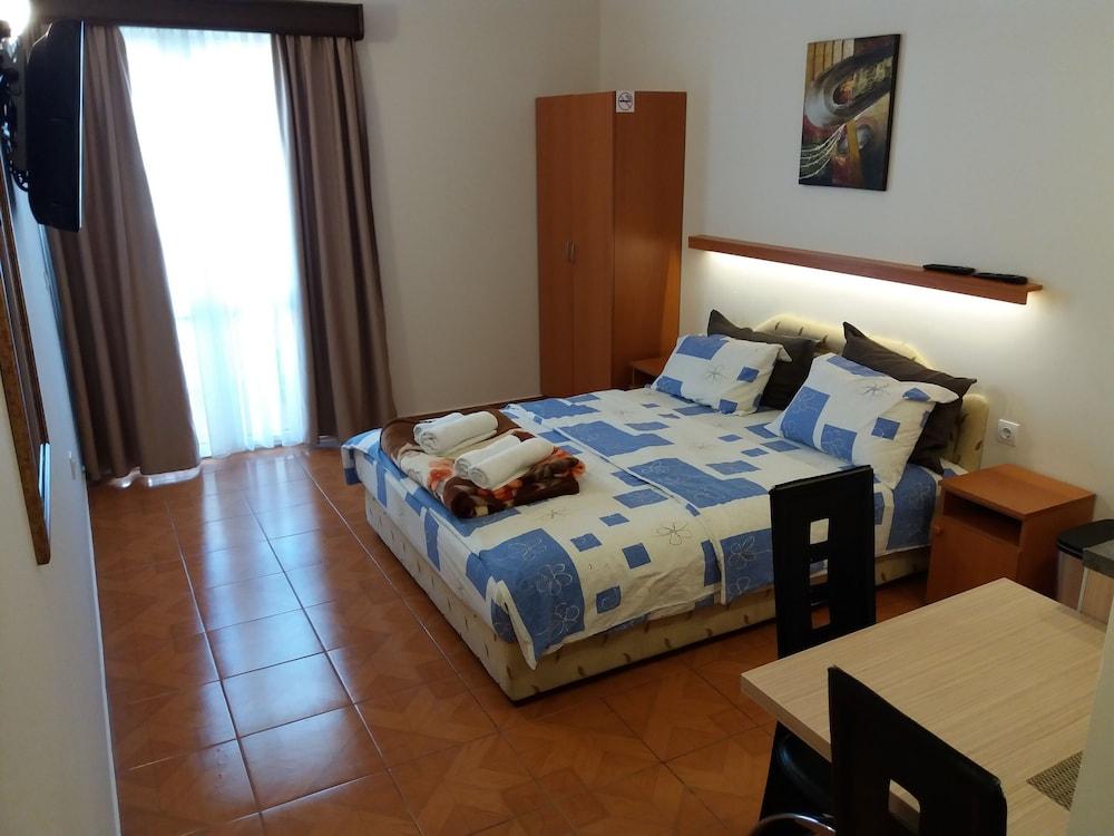 Apartments Kojic