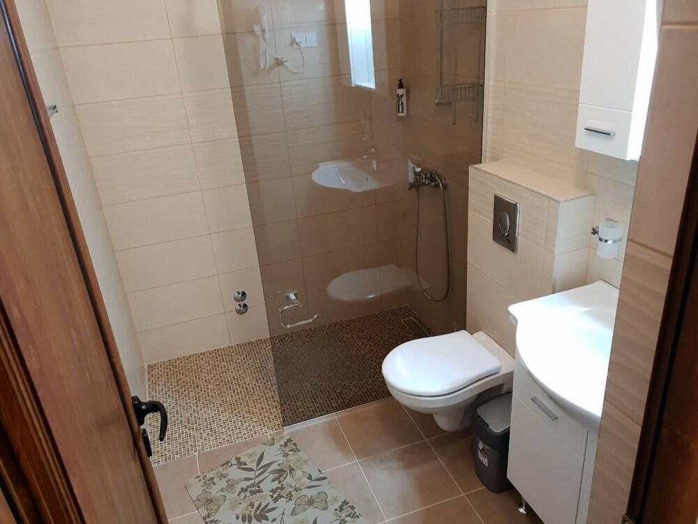 Apartments Kojic